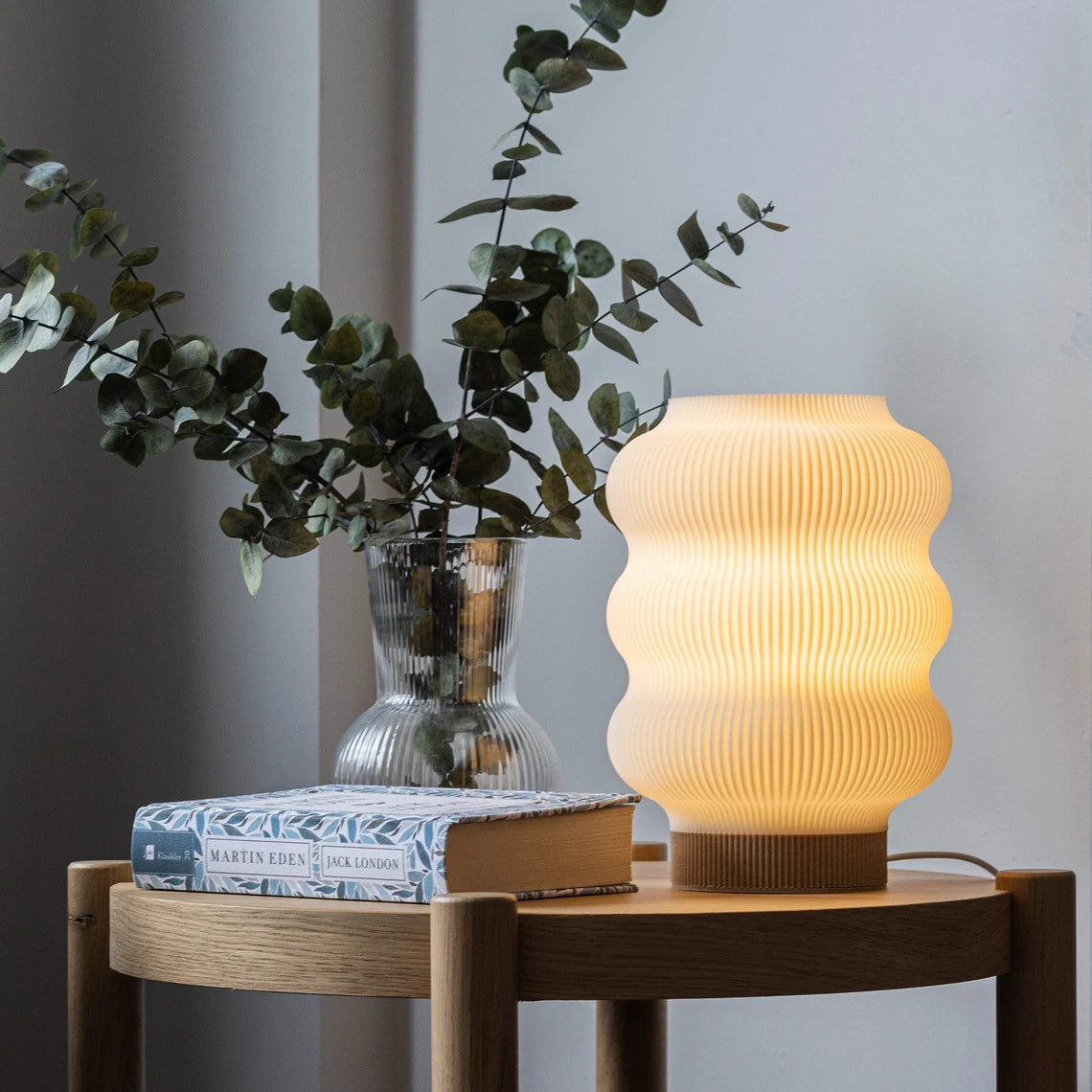 Vågformad 3D-printad Bordslampa – alternativ bild 1